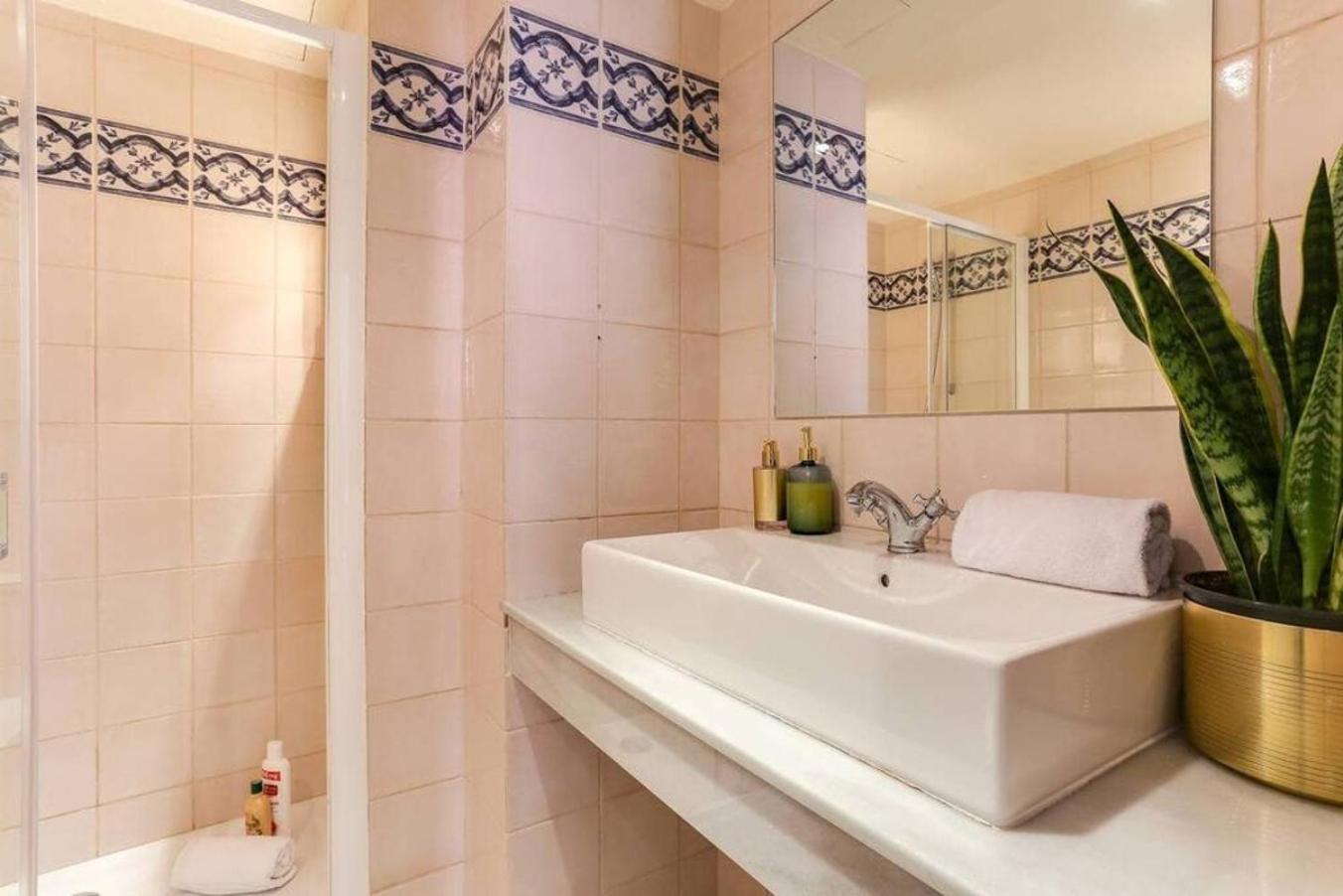 Apartment Stylish 2 Bdr In Trendy Gracia